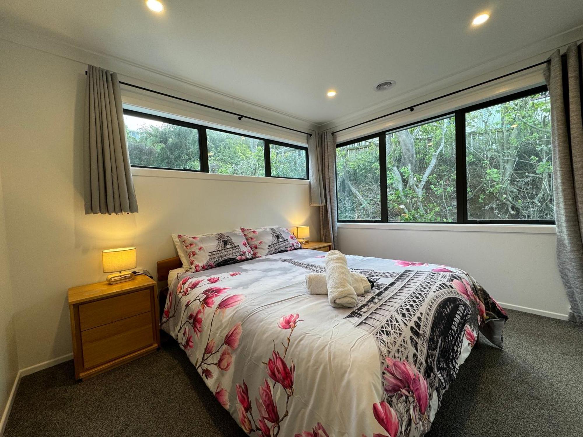 No Party Allowed, Entire Brand New 3 Bedroom Townhouse, Free Unlimited Fibre Wifi And Free Parking Wellington Eksteriør bilde