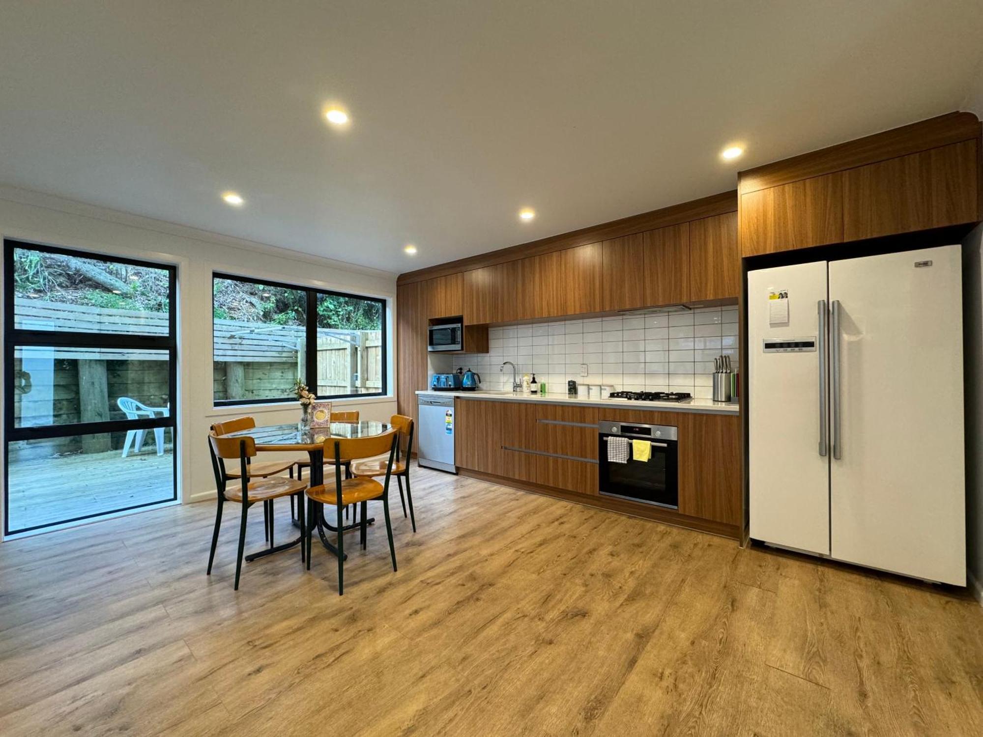 No Party Allowed, Entire Brand New 3 Bedroom Townhouse, Free Unlimited Fibre Wifi And Free Parking Wellington Eksteriør bilde