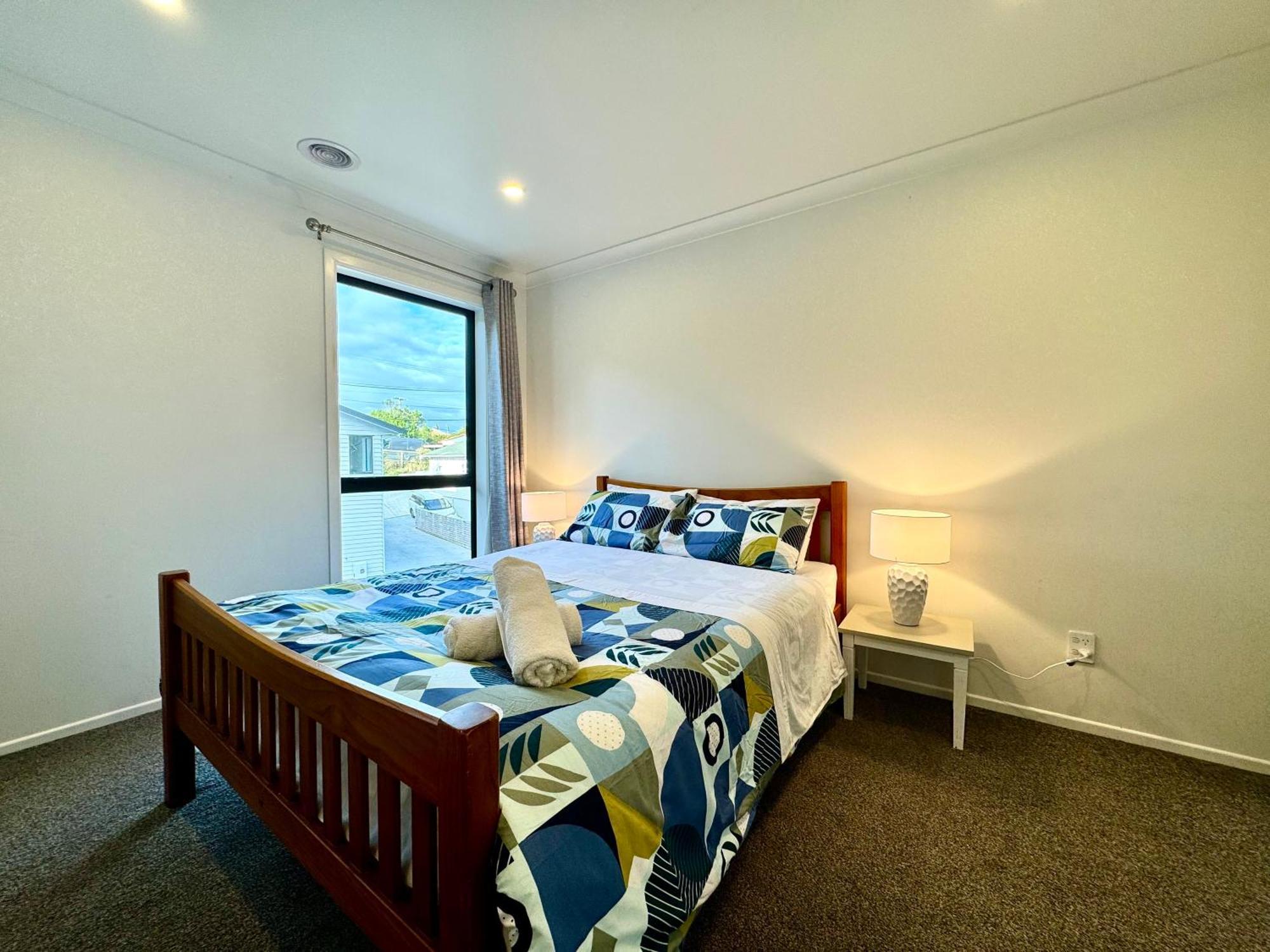 No Party Allowed, Entire Brand New 3 Bedroom Townhouse, Free Unlimited Fibre Wifi And Free Parking Wellington Eksteriør bilde