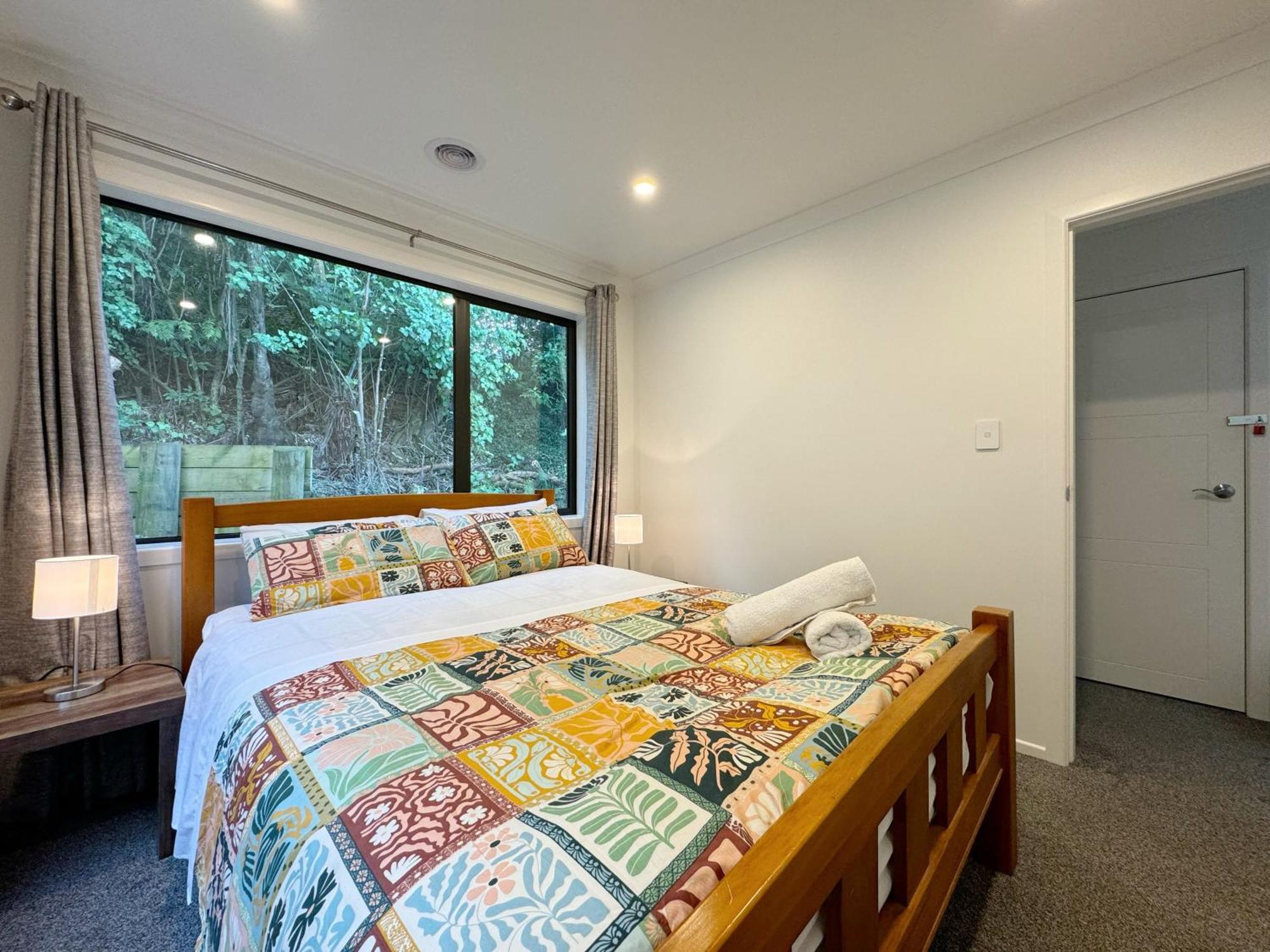 No Party Allowed, Entire Brand New 3 Bedroom Townhouse, Free Unlimited Fibre Wifi And Free Parking Wellington Eksteriør bilde