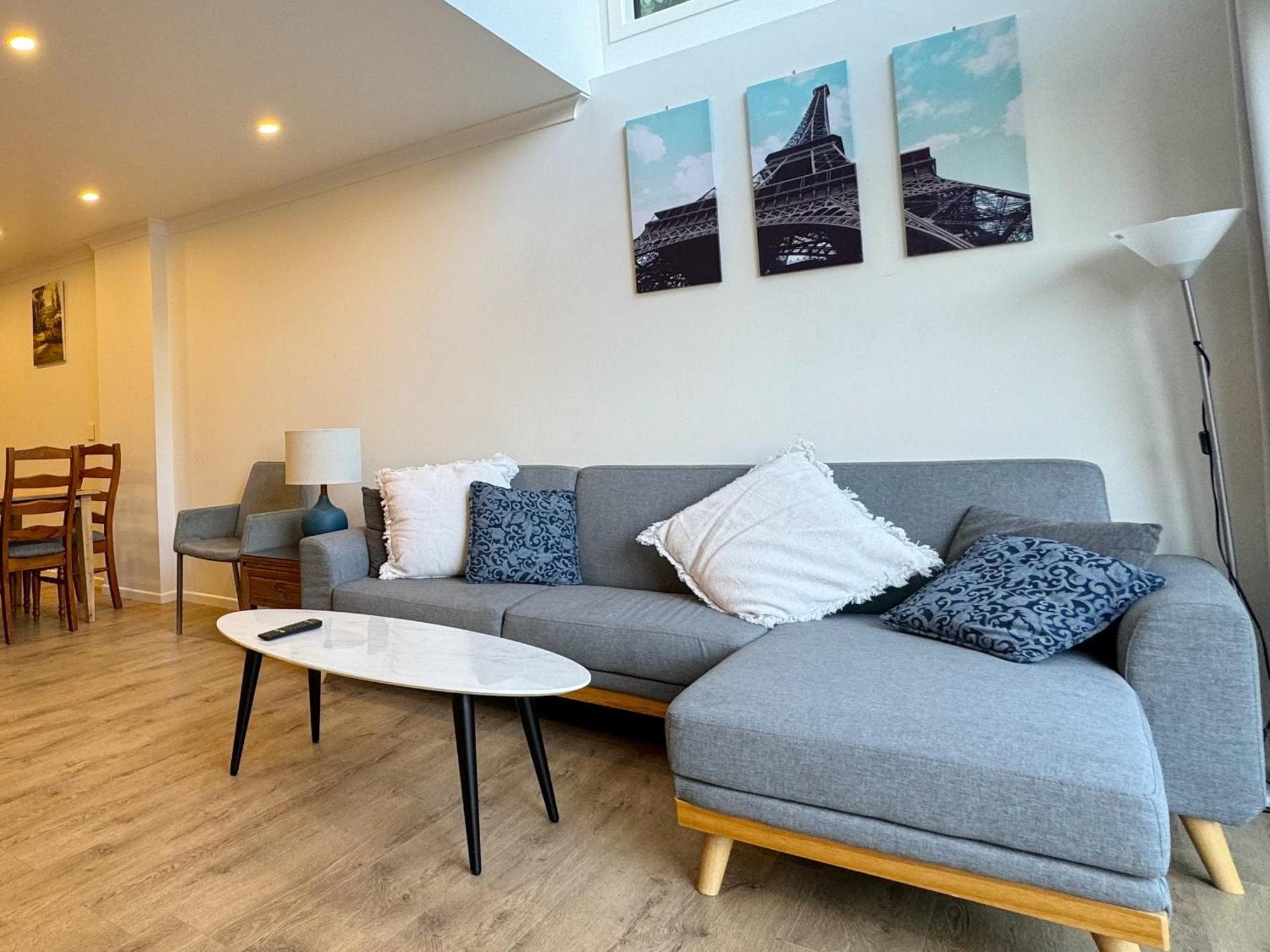No Party Allowed, Entire Brand New 3 Bedroom Townhouse, Free Unlimited Fibre Wifi And Free Parking Wellington Eksteriør bilde