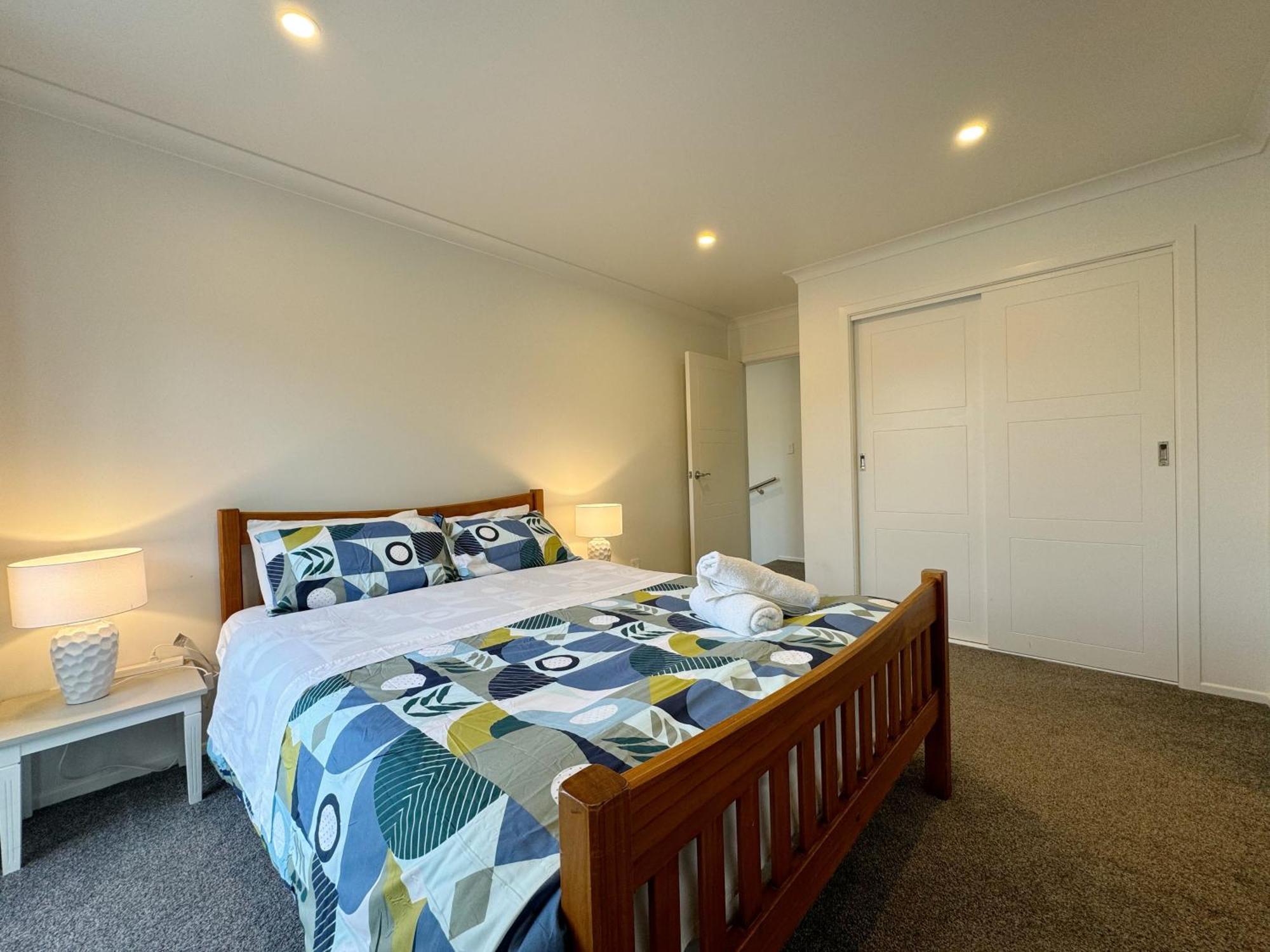 No Party Allowed, Entire Brand New 3 Bedroom Townhouse, Free Unlimited Fibre Wifi And Free Parking Wellington Eksteriør bilde